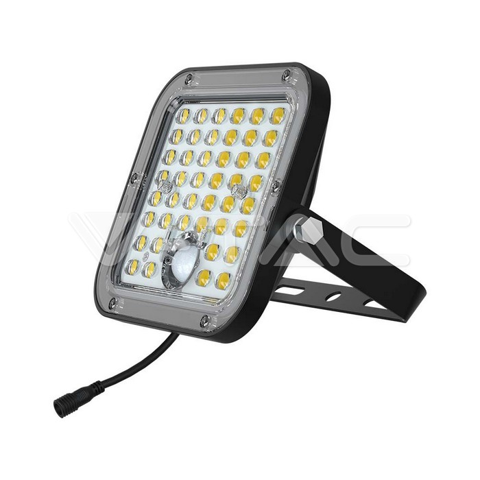 10W LED Solar Floodlight LiFePo Battery 3.7V Black 