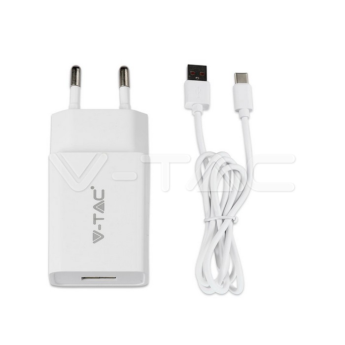 Set di ricarica rapida con adattatore da viaggio e cavo USB di tipo C bianco