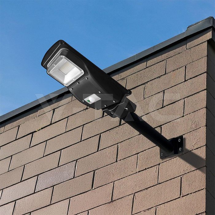 6W LED Plastic Solar Street Light 6000K Black Body img 10