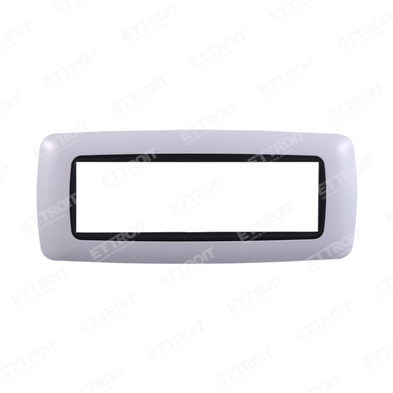 PLACCA PLASTICA 7P BOMBATA BIANCA