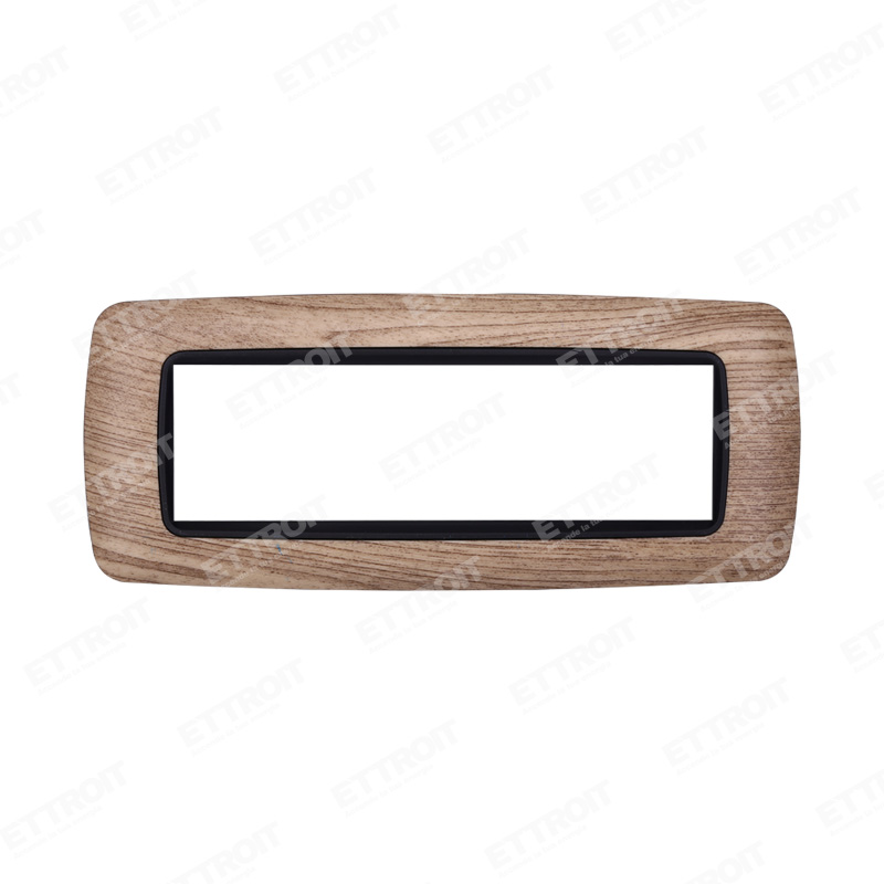 PLACCA PLASTICA 7P BOMBATA LEGNO CHIARO